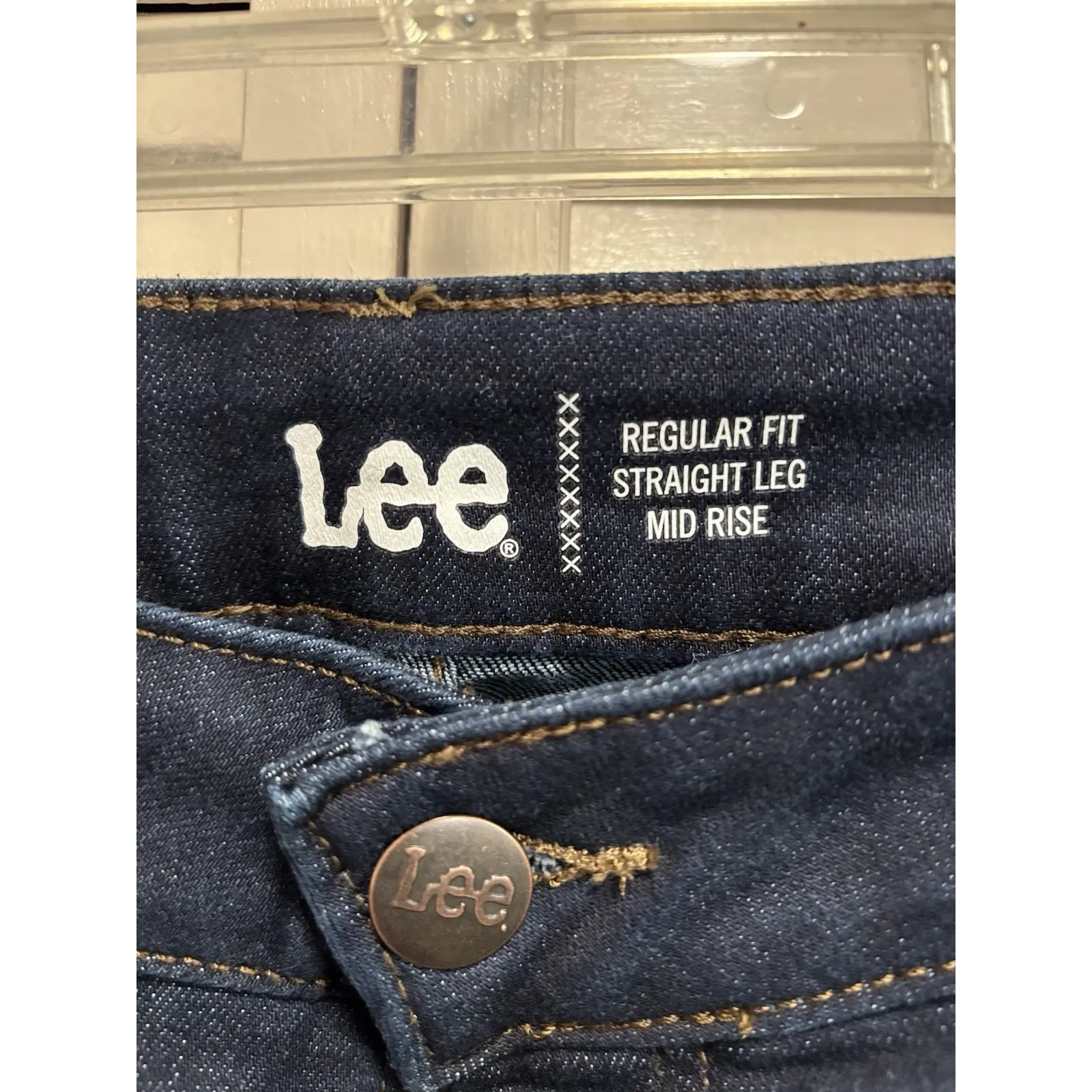 Lee Reg Fit Straight Dark Wash Denim Jeans High Rise Size 20W Zip Logo NWT - Image 2