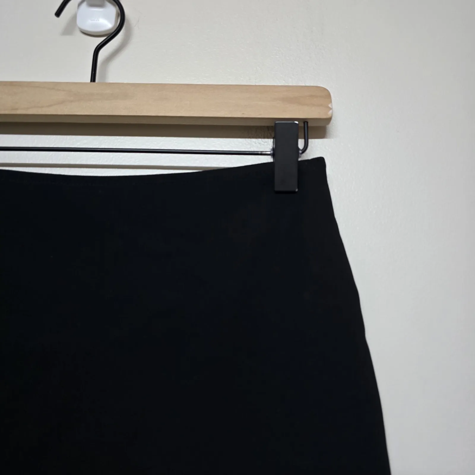 St Johns Cavier Women's Black Pencil Skirt‎ Sz 2 Office Academia Quiet Luxury - Image 2