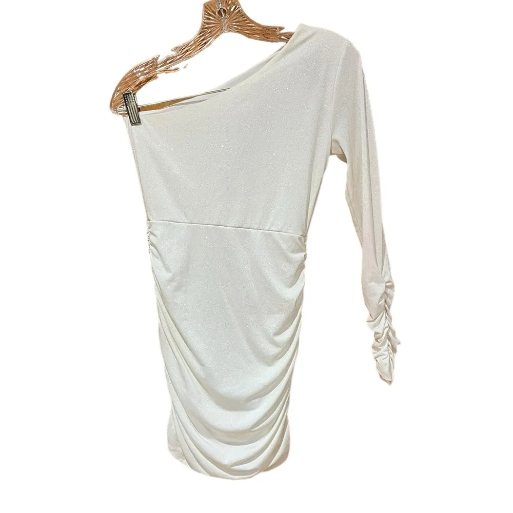 Lucy in the Sky Sparkly Glittery One Sleeve White Bodycon Mini Dress Size Small - Image 3