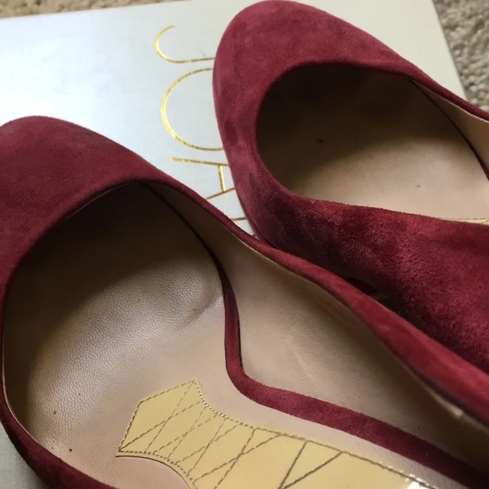 Joan & David gorgeous suede leather heels - Image 10