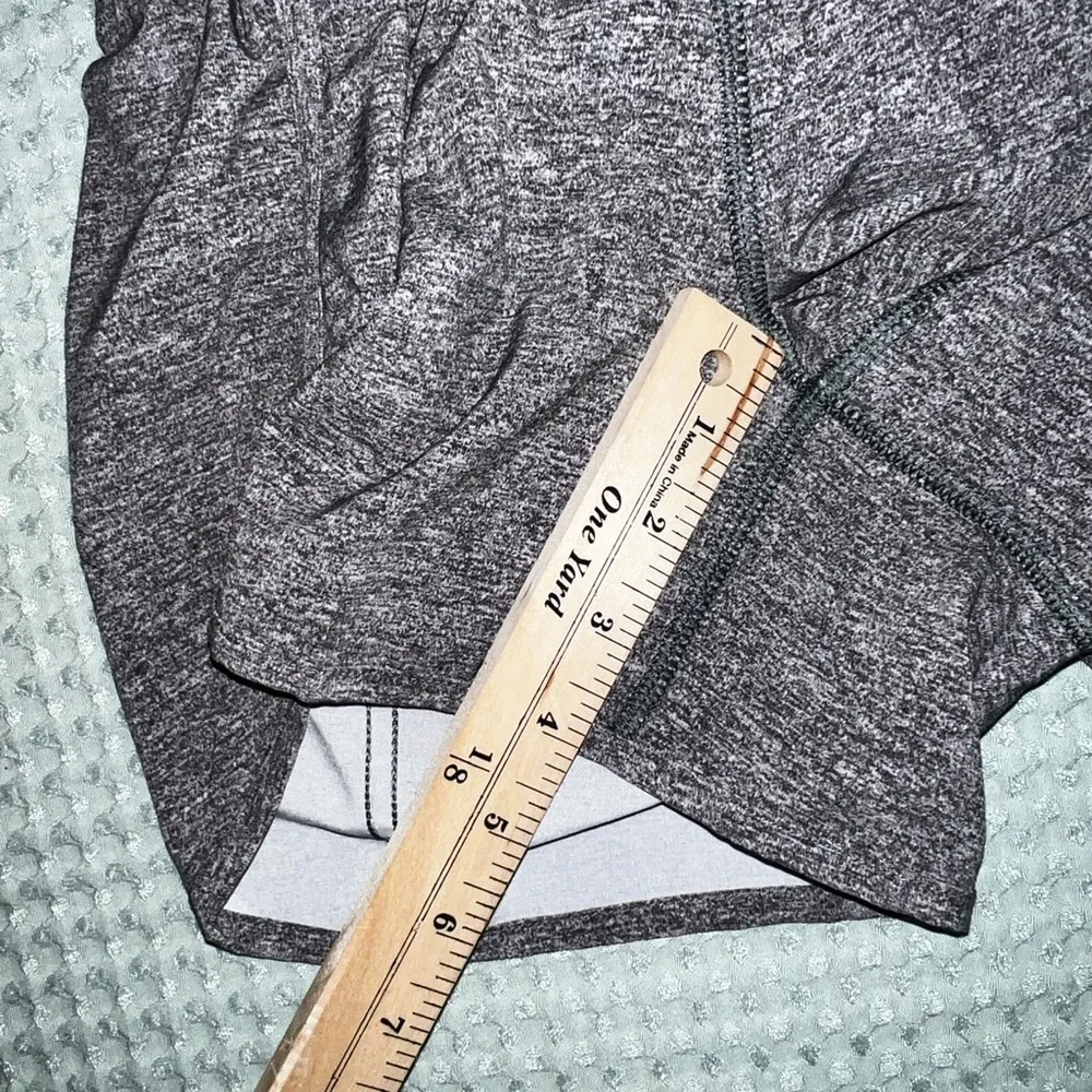 Lululemon Tracker Short V - Image 3