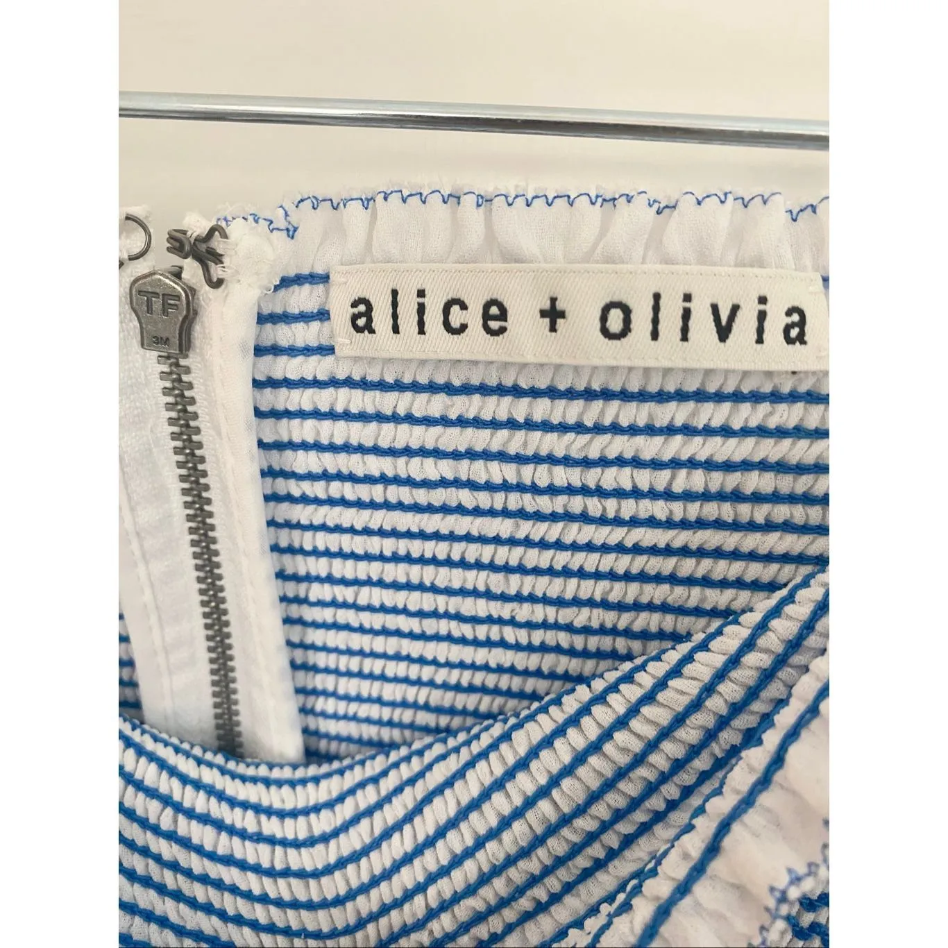 ALICE + OLIVIA Marna Embroidered Tiered Tie-Strap Midi Dress Sz S - Image 6