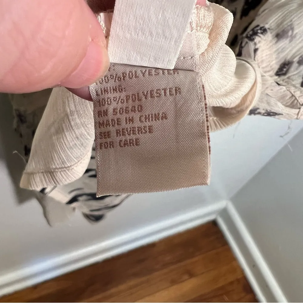 Jonathan Martin Button Down Blouse Beige Animal Print Floral 2X - Image 12