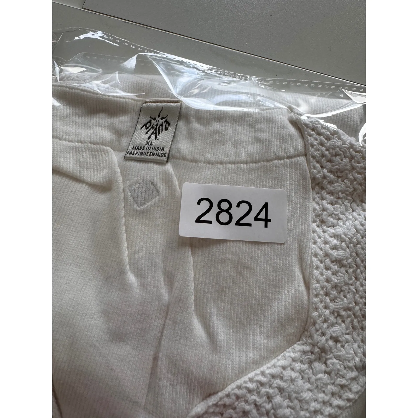 Prana White Knit Crochet Trim‎ V-Neck Long Sleeve Casual Top Womens XL Hiking - Image 10