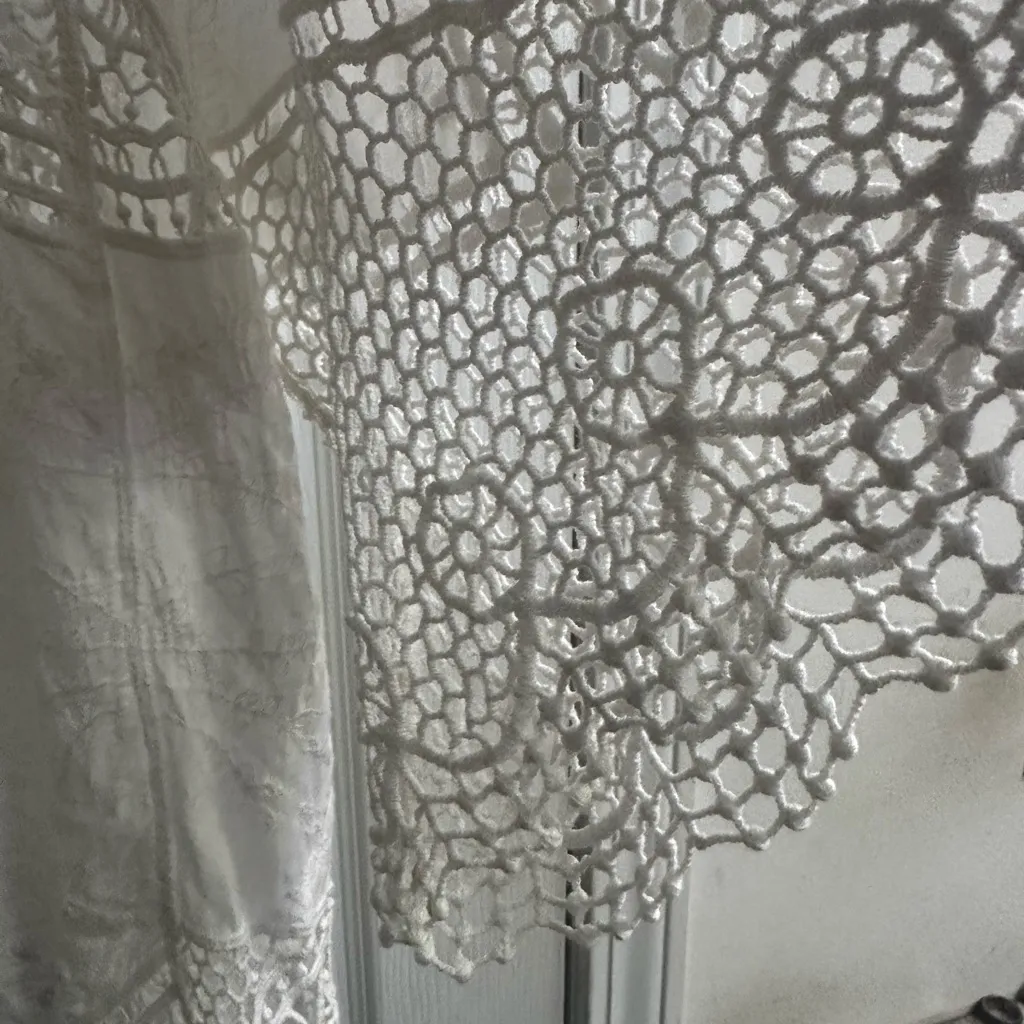 Altar'd State White Embellished oversize crochet top - Image 3