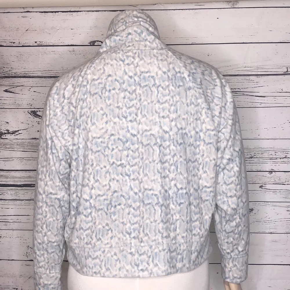 Old Navy Active NWT Size XL Snakeskin Print Crop Fleece Cowl Neck Sweatshirt Top - Image 5