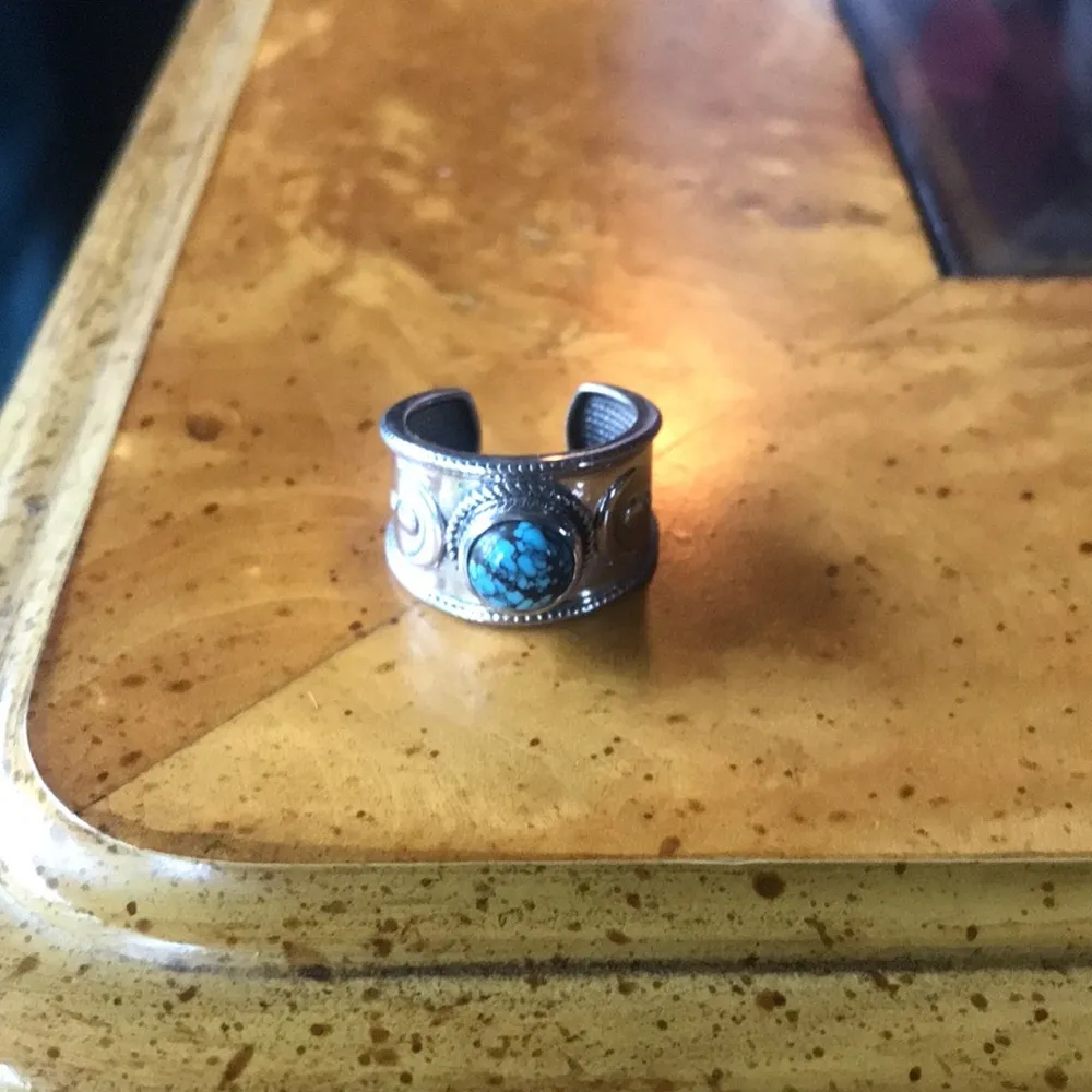 Genuine Blue Moon Turquoise Sterling Silver Ring Size 6 - Image 6