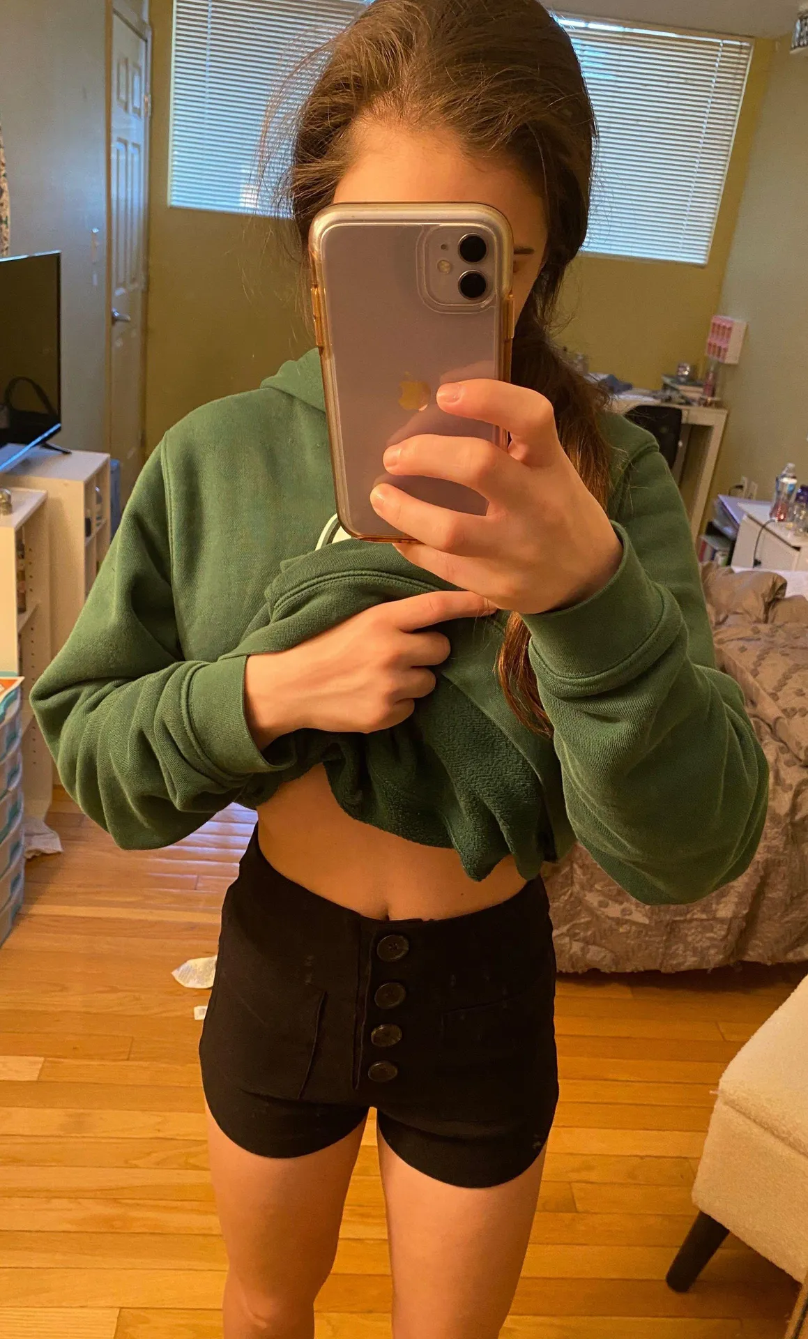 Contemporary Shorts - Image 3