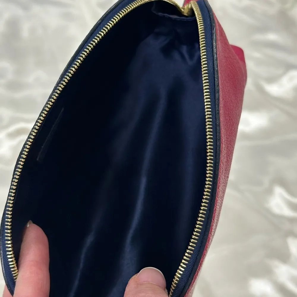 Of Bond St Cosmetic Case In Panama Leather Fuschia Pink & Gold Zip - Image 7