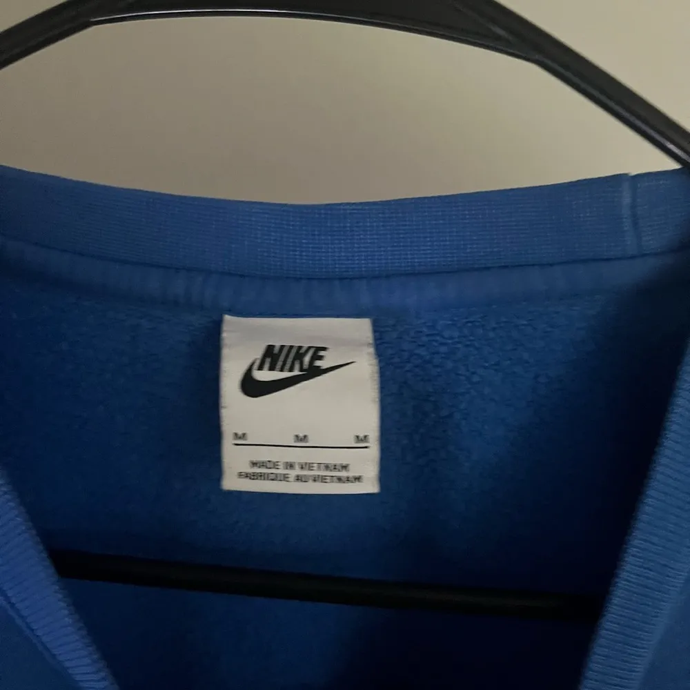 Nike Women's Blue Sweatshirt - Image 2