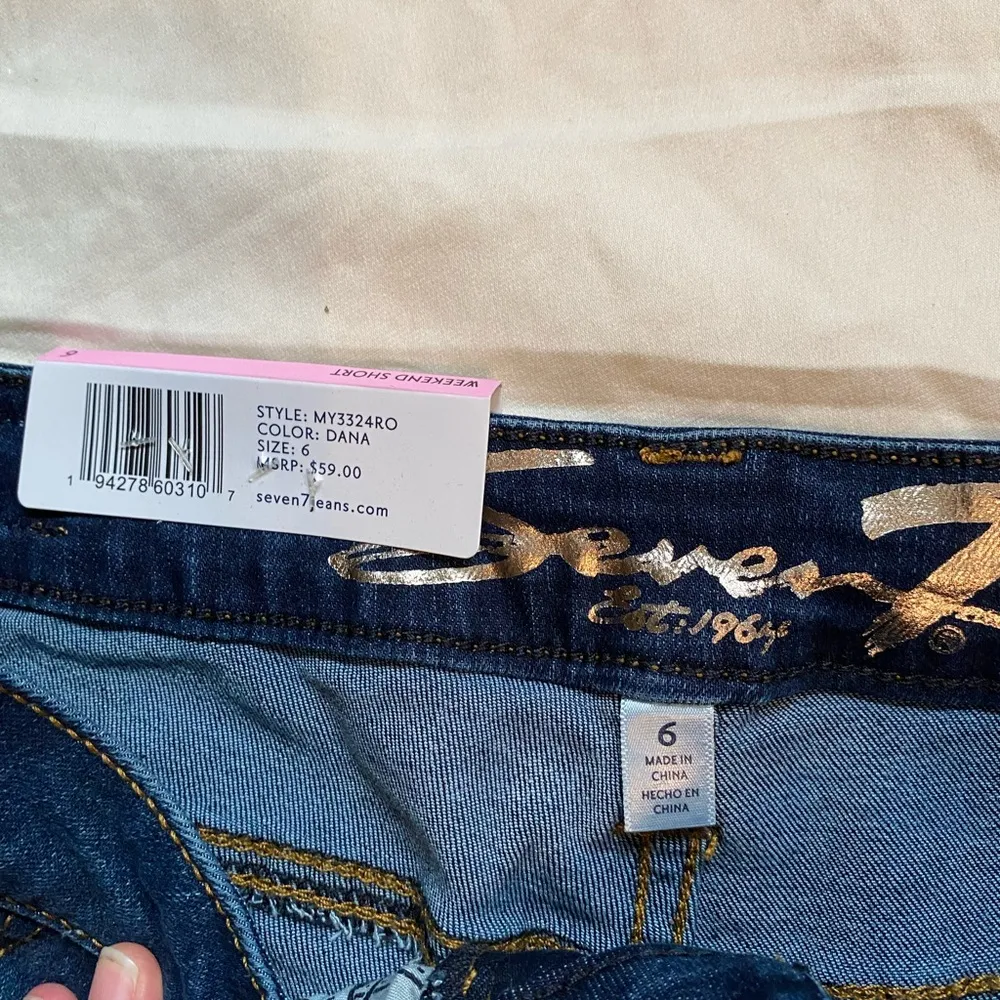 Seven7 Dana Weekend Cuffed Denim Jean Bermuda Shorts 6 Normcore Boho Coastal - Image 3