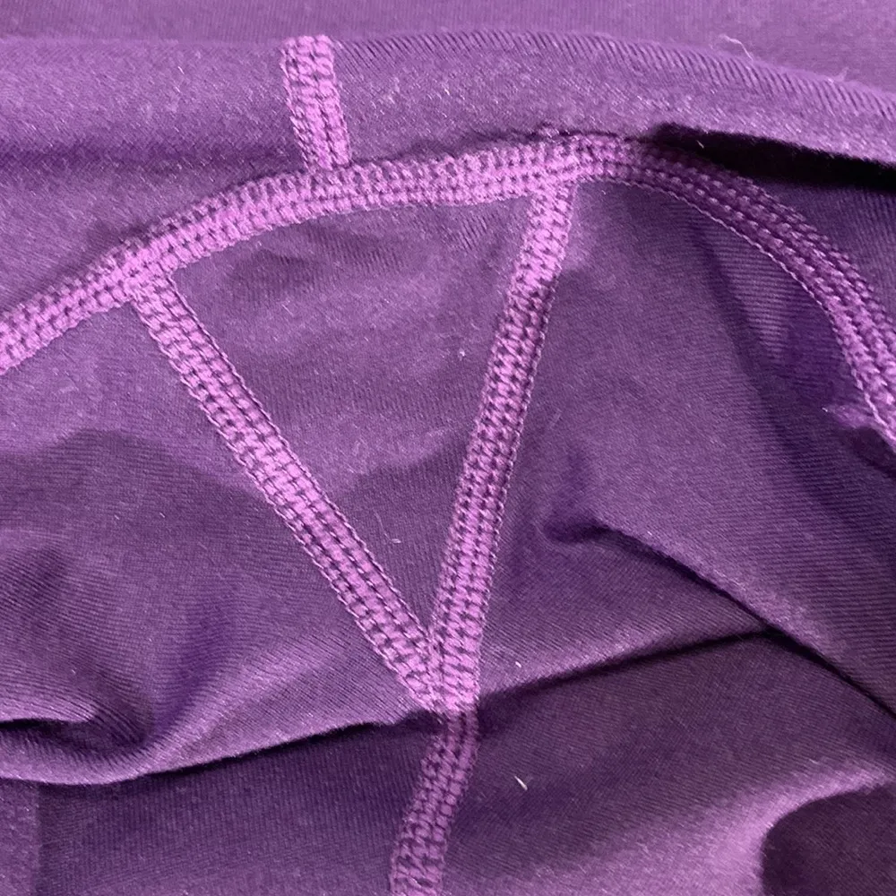 High Waisted Purple Capri Athletic Leggings Size X Small - Image 5