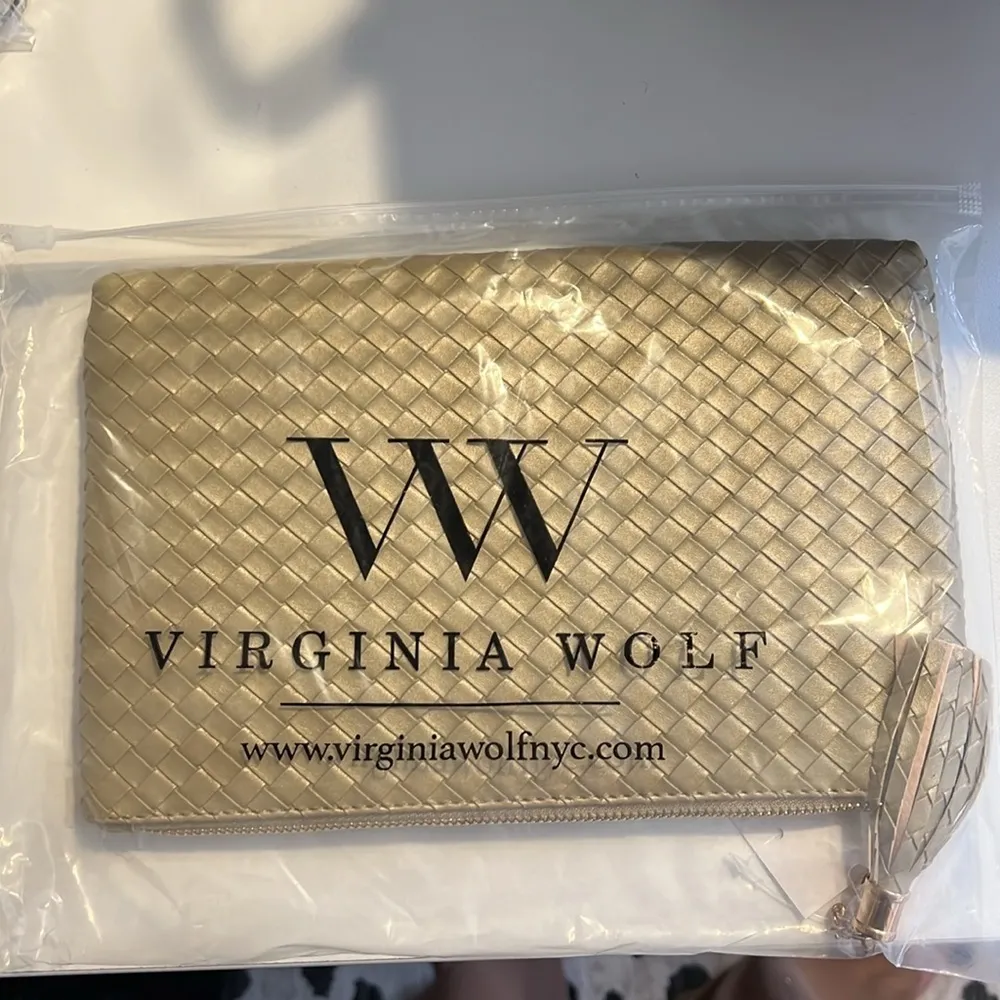 NWT Gold‎ Virginia Wolf Mimi Woven Pouch Gold - Image 2