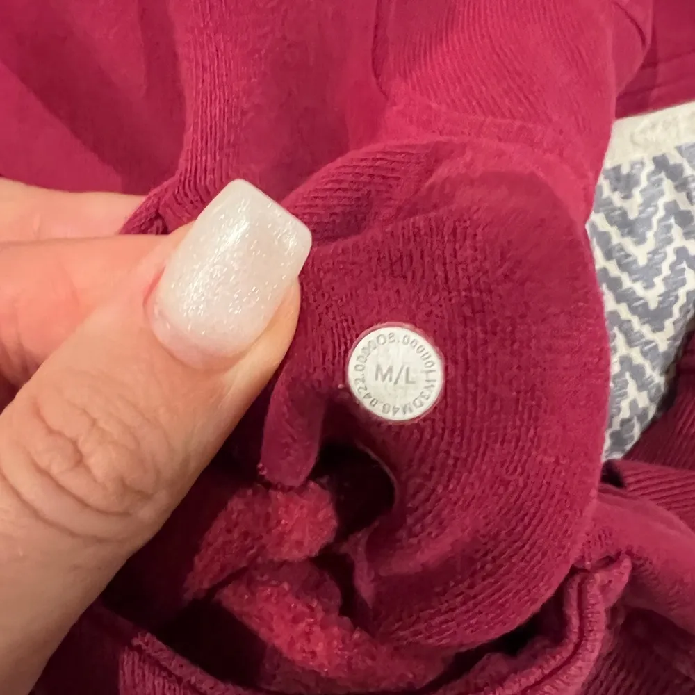 Lululemon Scuba Oversized Half-Zip Hoodie
M/L - Image 3