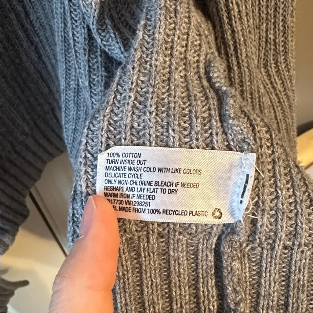 Universal Threads cardigan - Image 3