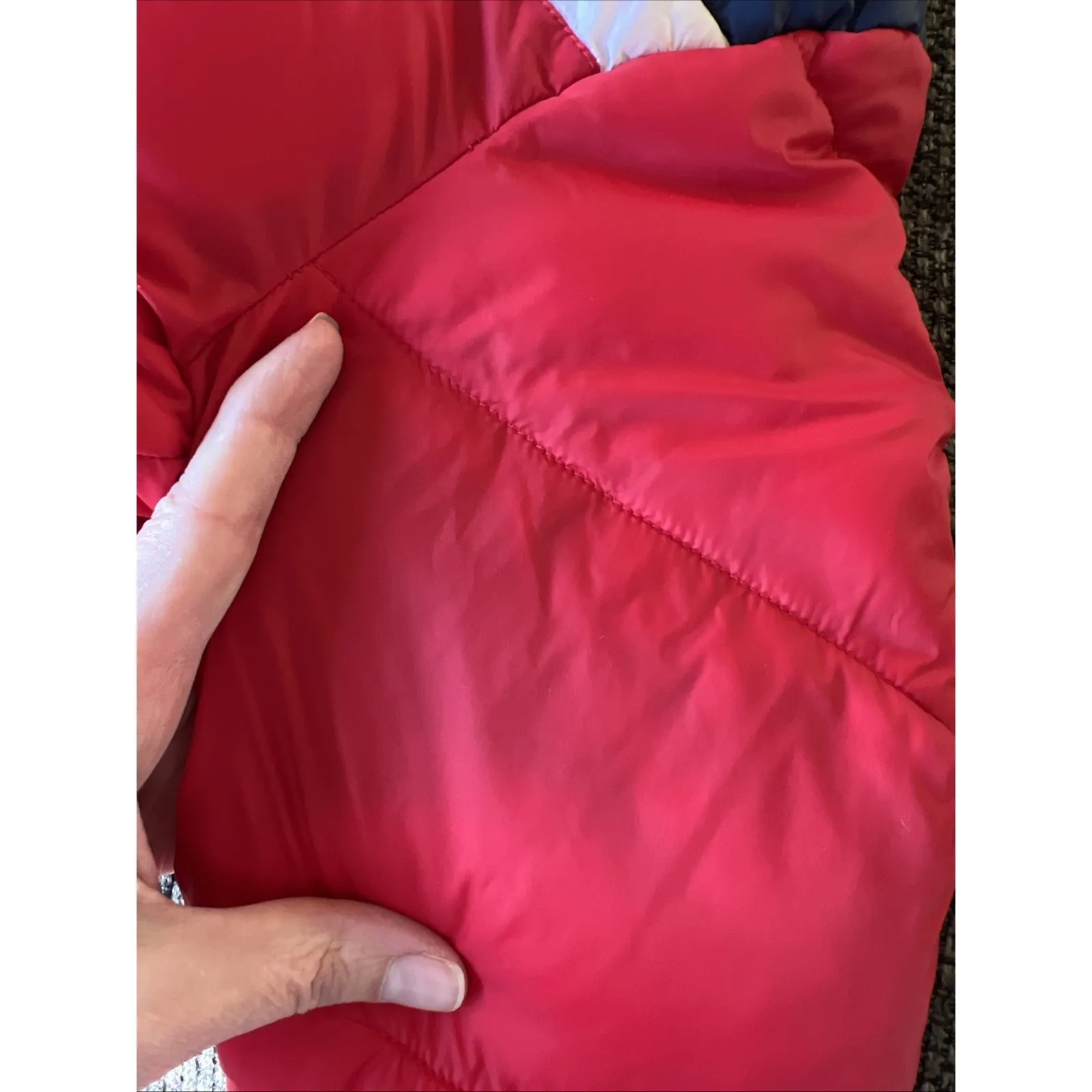 Tommy Hilfiger Sport Hooded Puffer Jacket Red Color Block Preppy Cozy Outdoor - Image 9