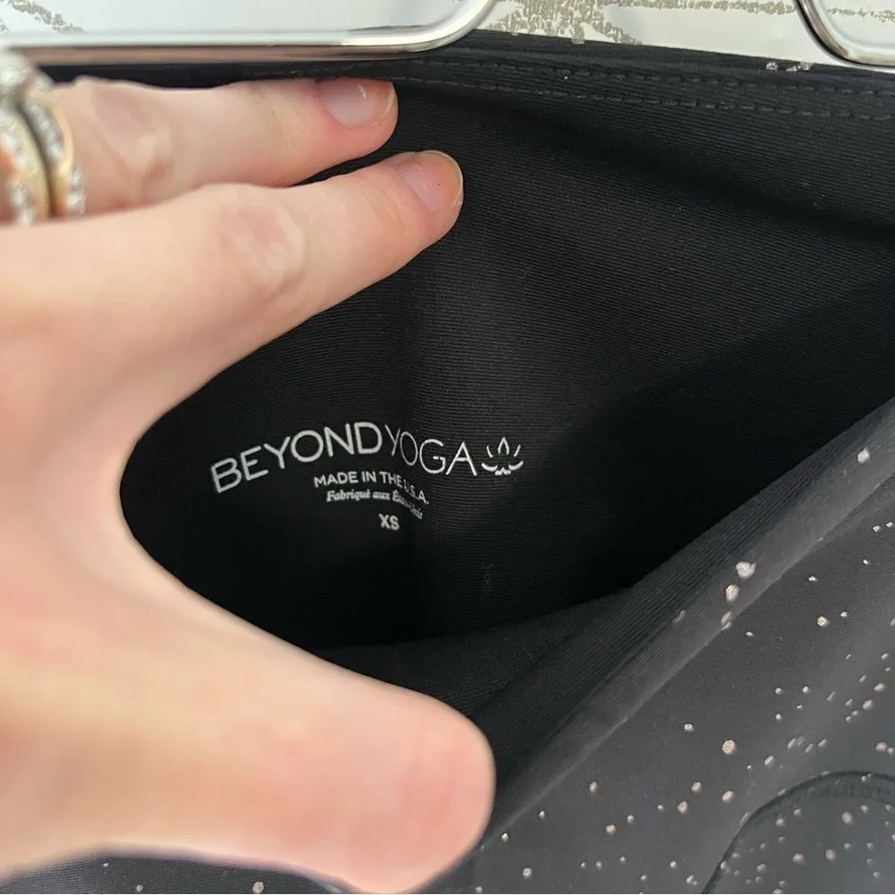 Beyond Yoga Metallic Sparkle Legging - Image 3