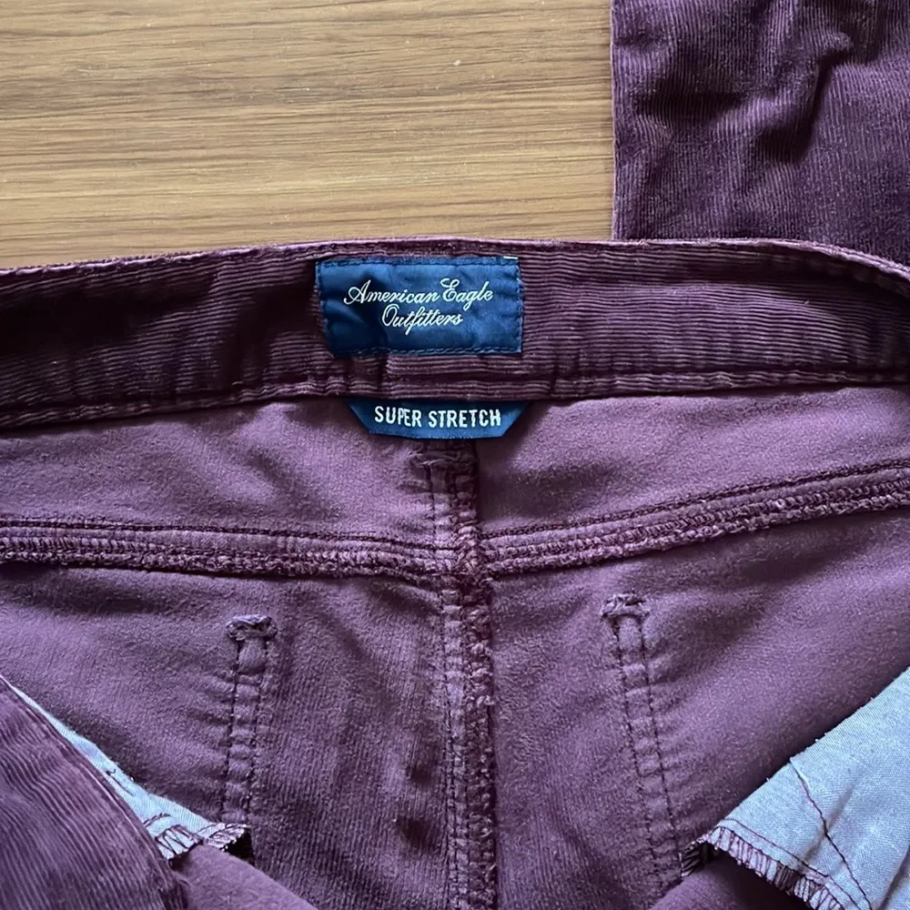Wine color corduroy skinny jeans from  size 6 - Image 3