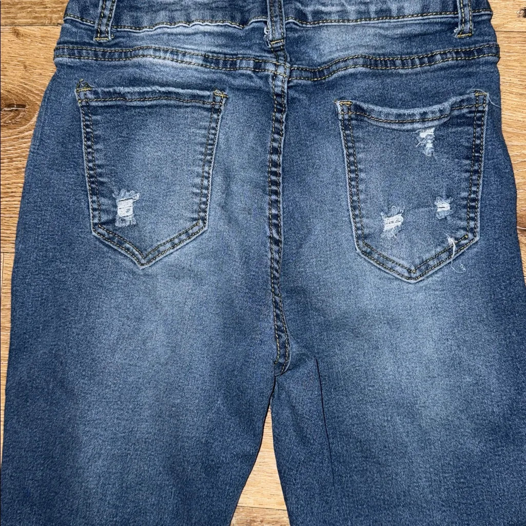 SHEIN Women's Distressed Blue Jeans MEDIUM - Image 8