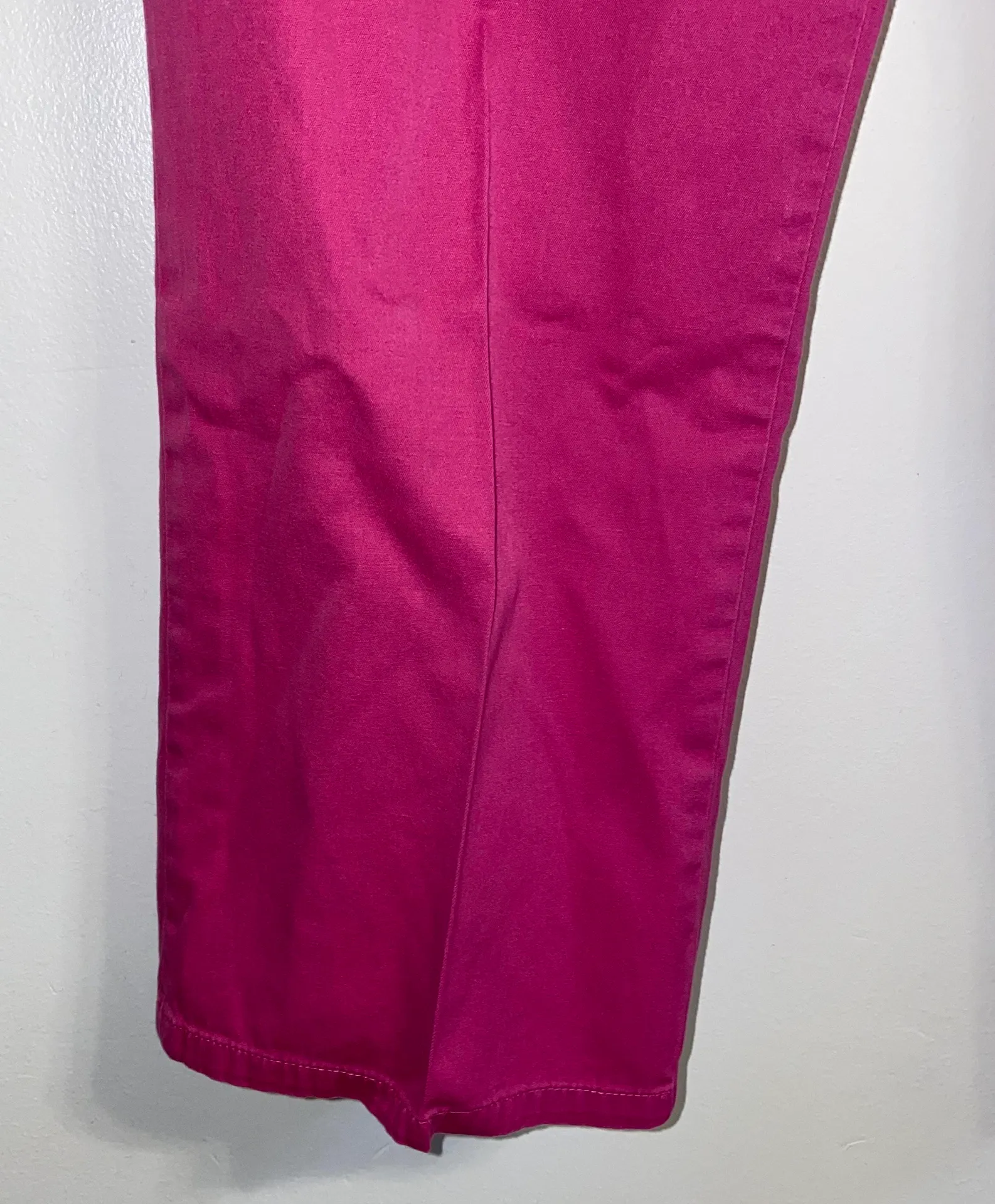 PRE OWNED  Pink Casual Cropped Pants 2 - Image 5