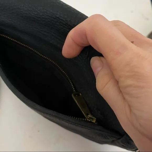 FOSSIL Pebbled Leather Bag Cross Body Shoulder Black - Image 6