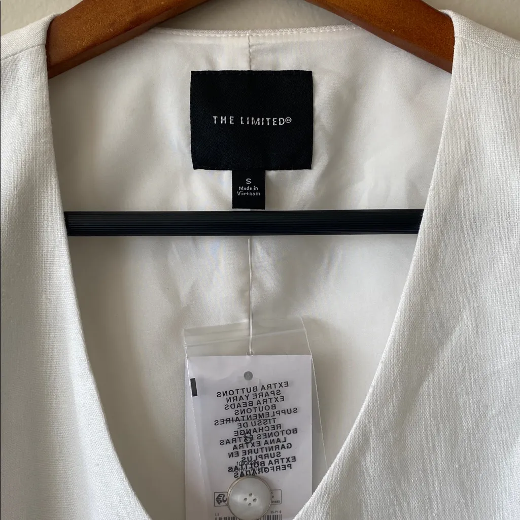 The Limited white Vest size small - Image 3