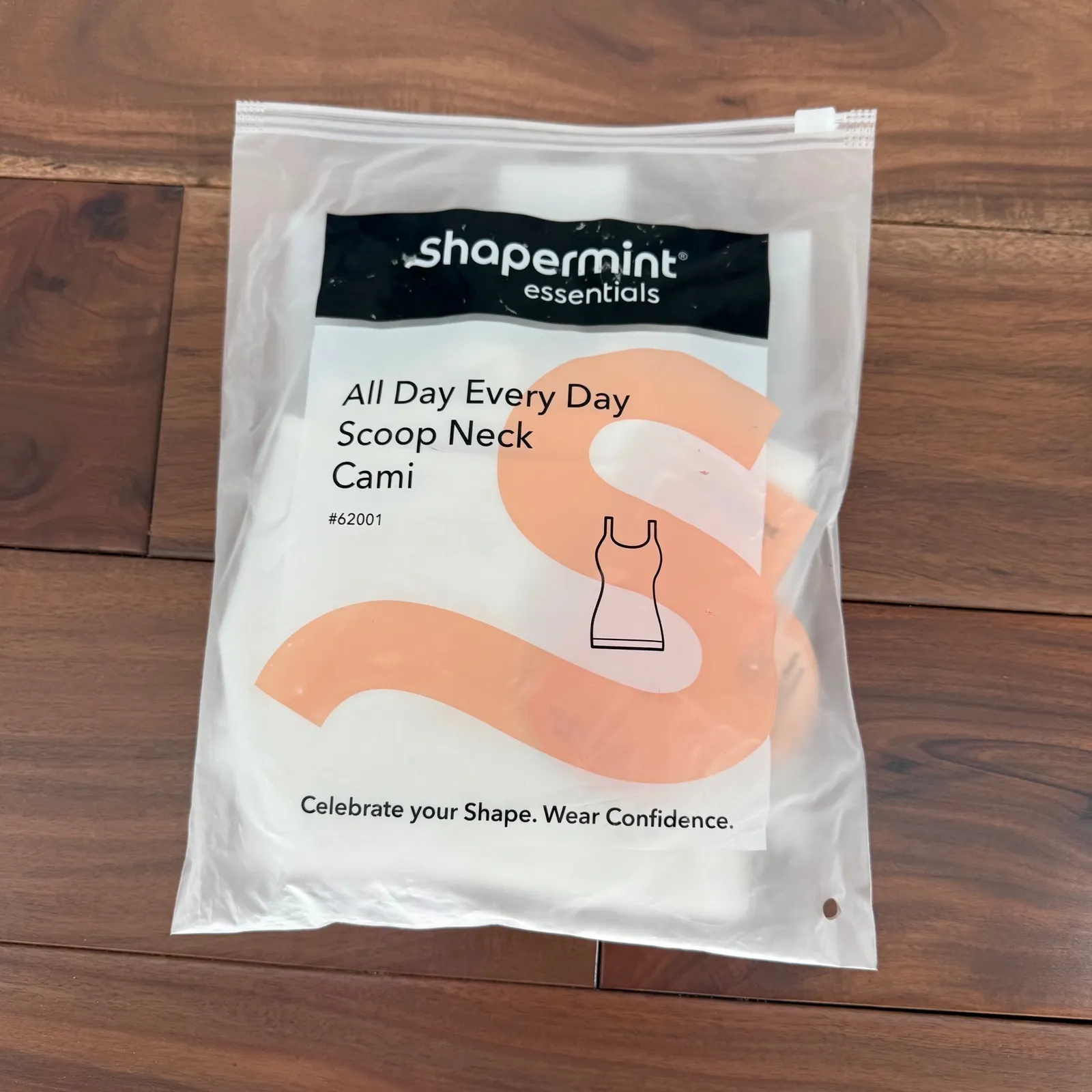 Shapermint Essentials All Day Every Day Scoop Neck Cami Tank Top White XL - Image 3