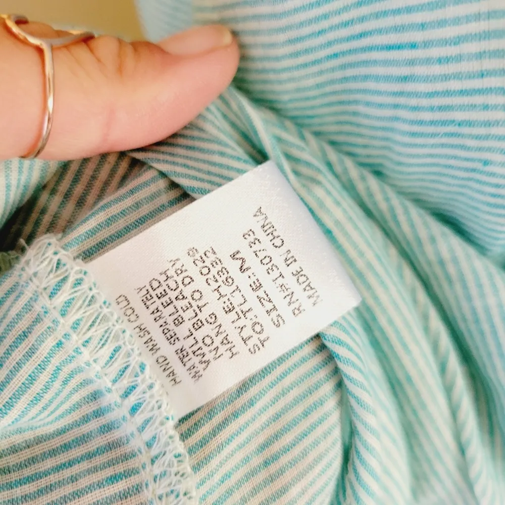 Umgee  striped lace back tunic size medium - Image 6