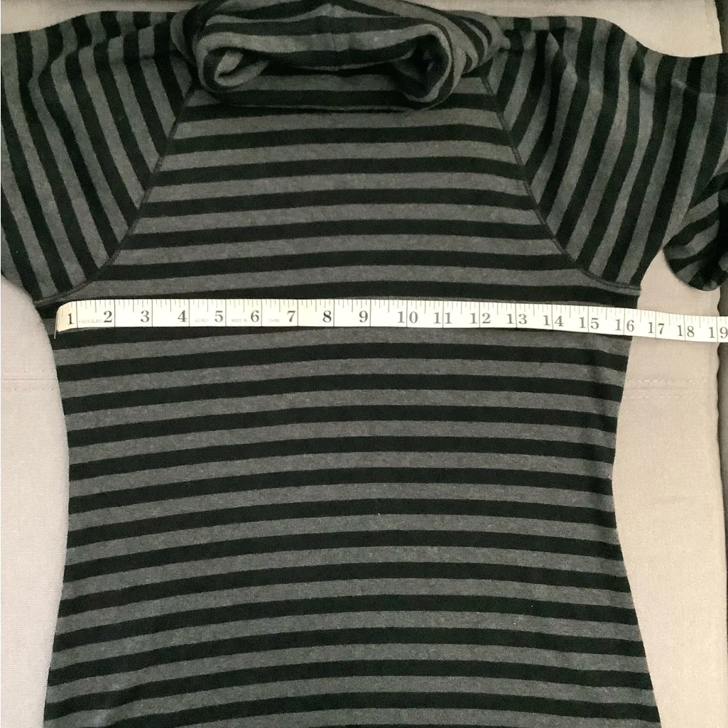 Super CUTE soft comfy long sleeve dress 🖤🤍🖤 - Image 11