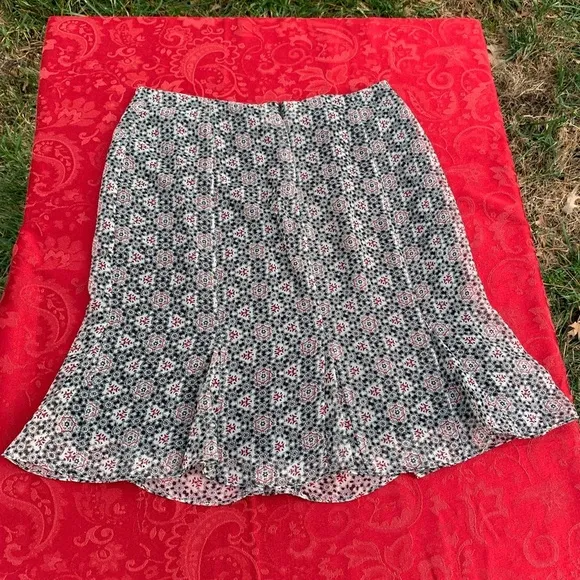 Vintage Kathie Lee Skirt Womens 14 Red‎ Black Grey Skipper Geometric Polyester - Image 4