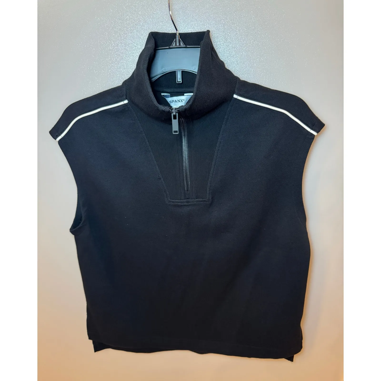 Spanx Sleeveless Half Zip Top - Very Black - Small - Image 4