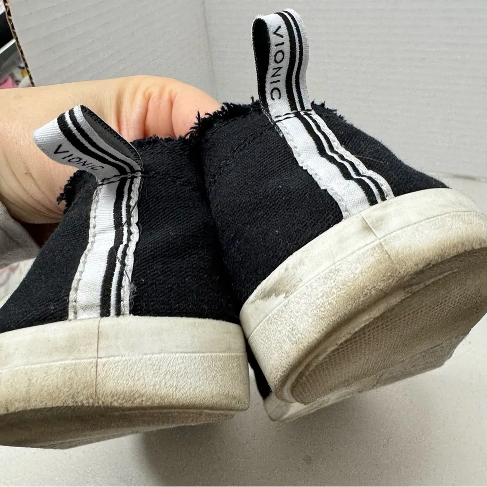 Vionic Black Fabric Slip On Fringe Sneakers Womens 9 Casual Beachy Flats Shoes - Image 7