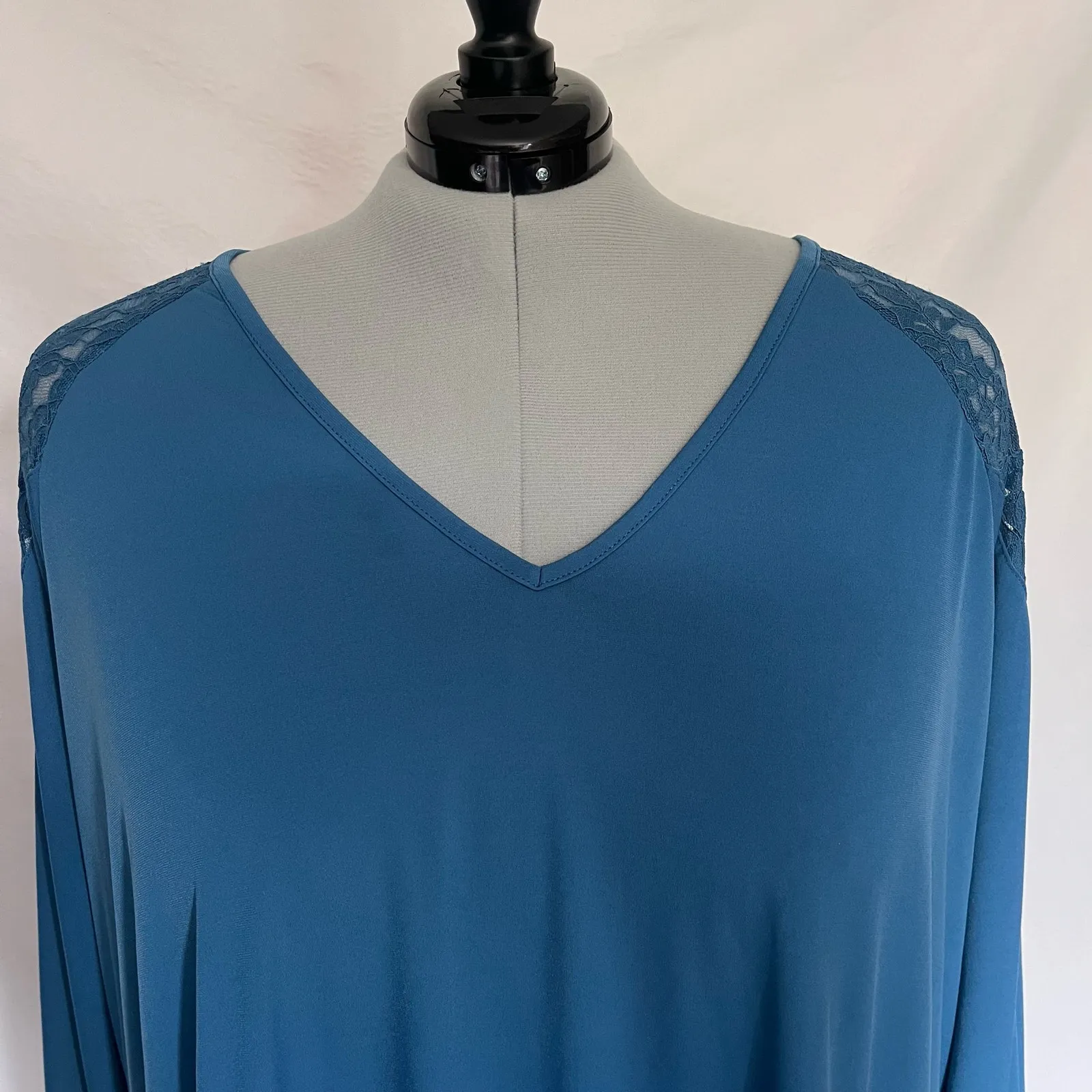 Torrid Lace Shoulder Popover Womens Top 4X Teal Romantic Boho Flowy Long Sleeve - Image 2
