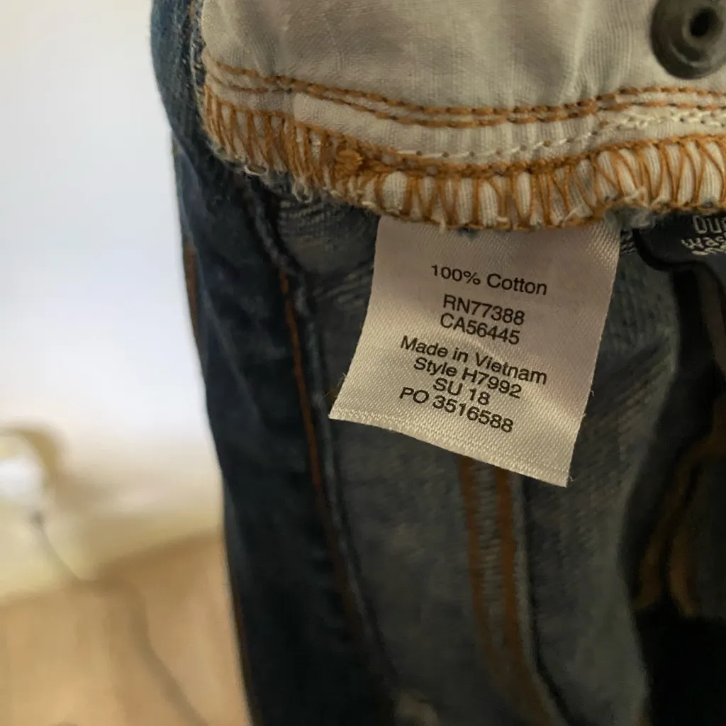 J. Crew Denim Shorts in Irving Wash Size 26 - Image 5