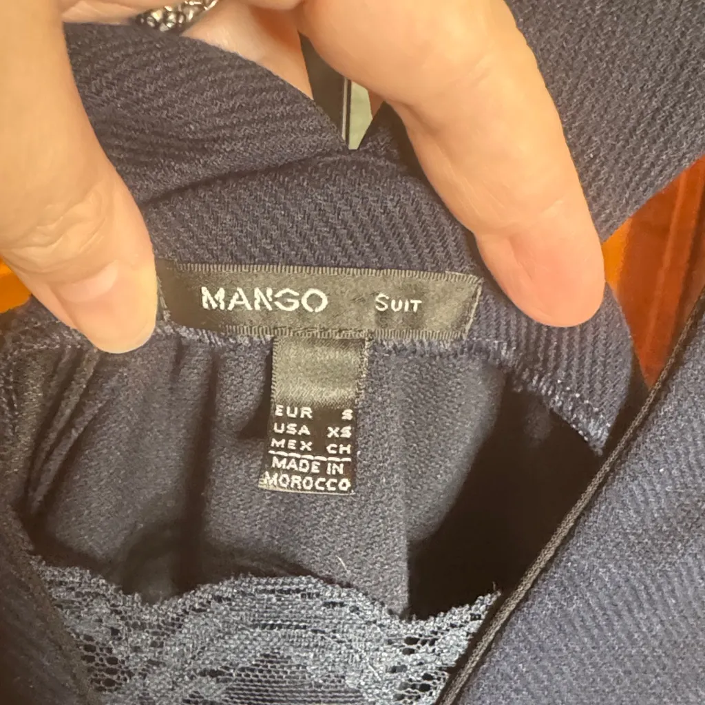 Mango Suit Navy Blue Black Corded Sleeveless Lace V-Neck Top Size XS - Image 2