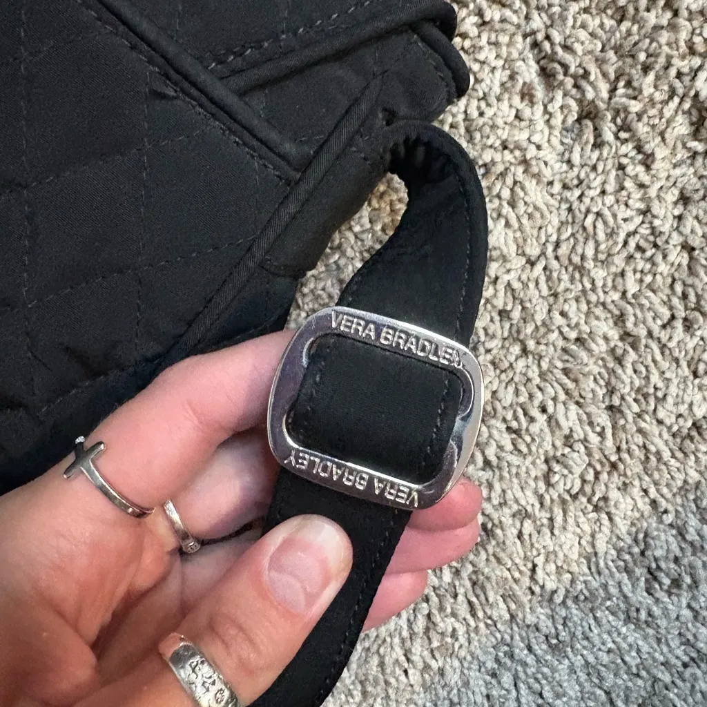 Vera Bradley Black Quilted crossbody purse and wallet - Image 8