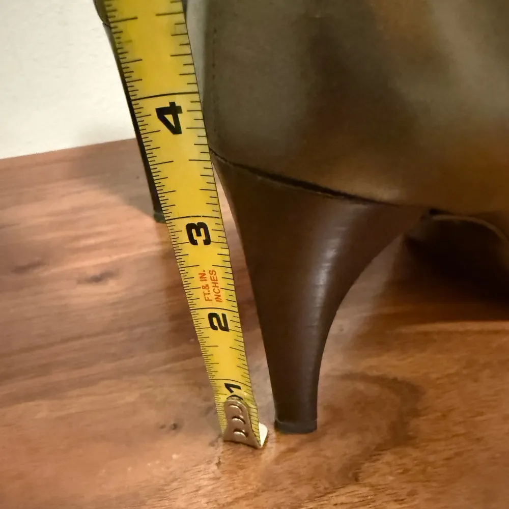 MaxMara leather pointed pumps size 35 - Image 3