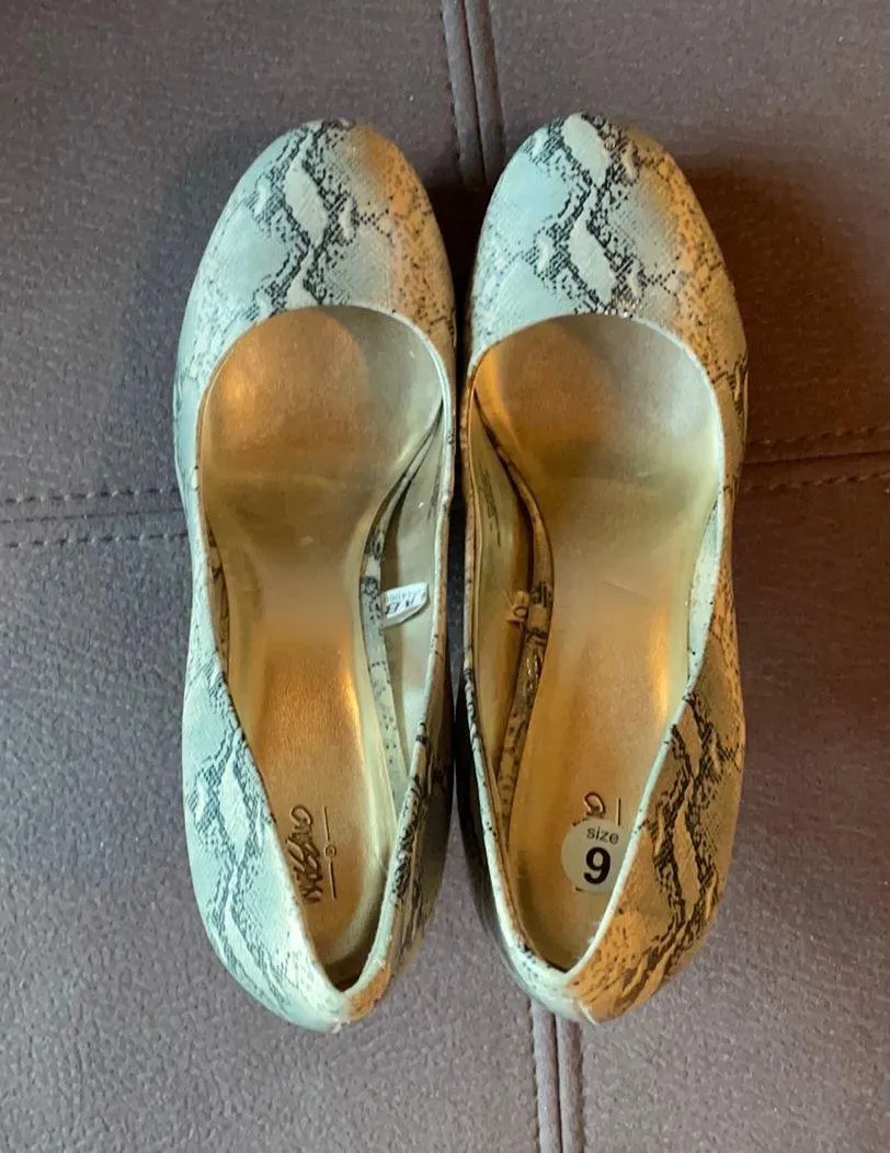 MOSSIMO Faux Snakeskin Heels Size 9 - Image 7