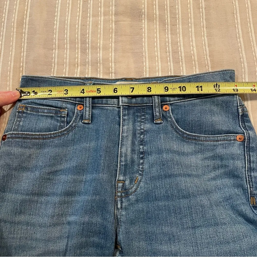 9" Mid Rise Skinny Jeans in Frankie Wash: Torn Knee Edition 25 - Image 11