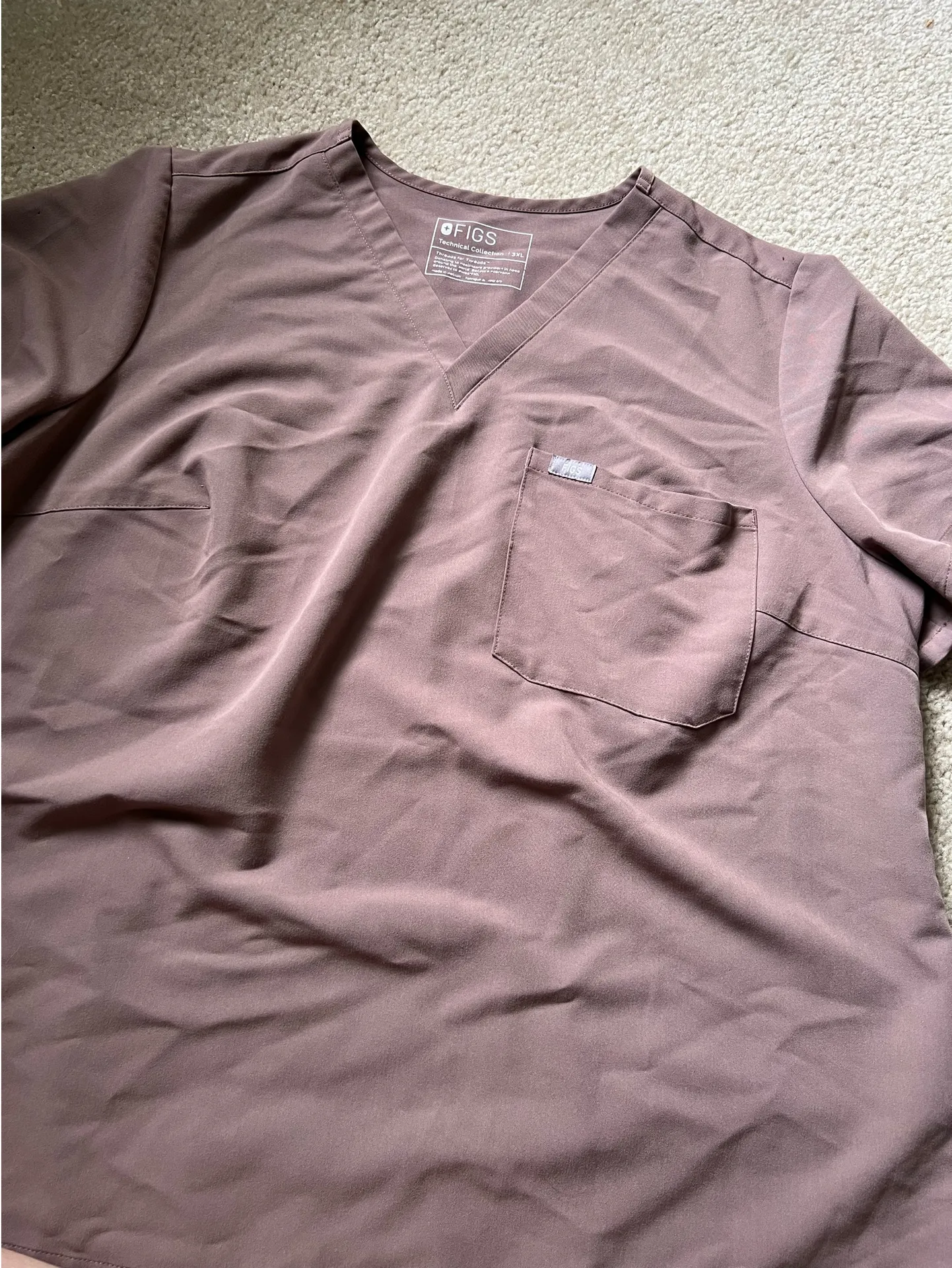 FIGS Catarina One-Pocket Top Scrub - Image 3