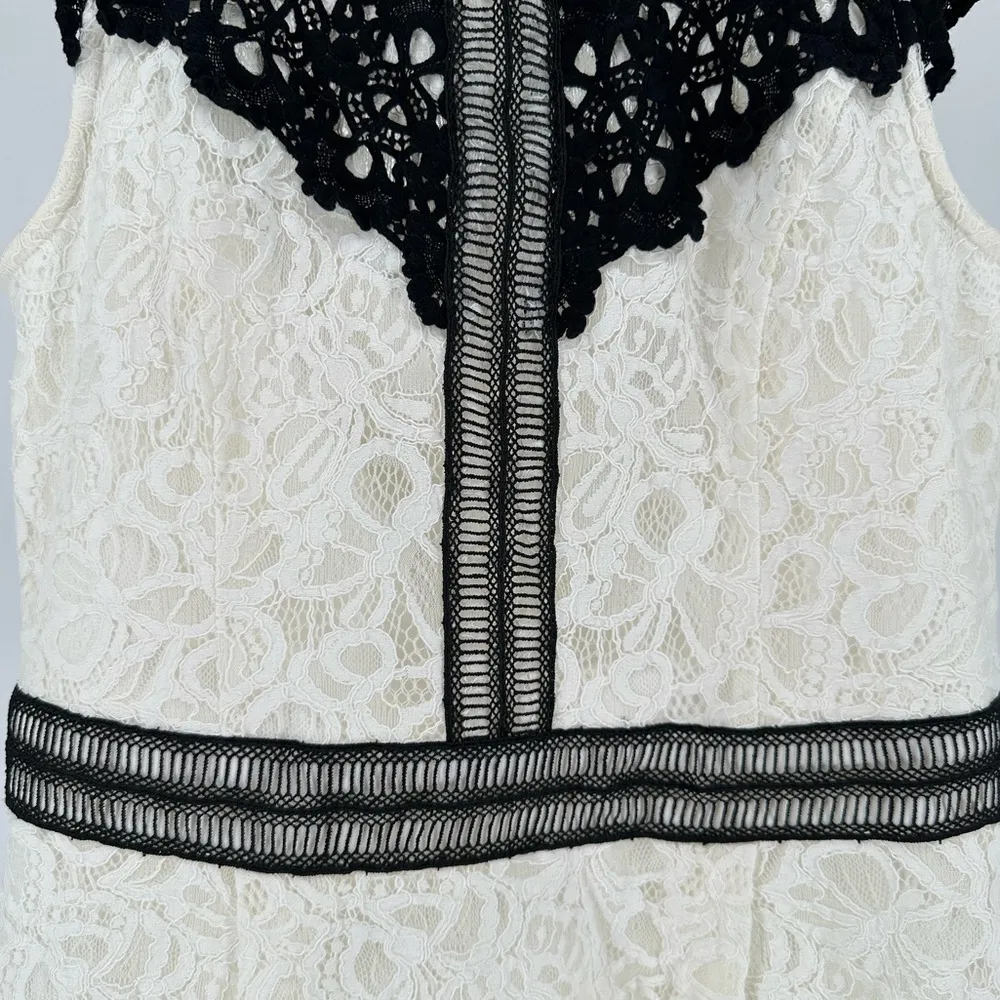 Adelyn Rae White Black Lace Contrast Trim High Neck Dress size Medium - Image 3