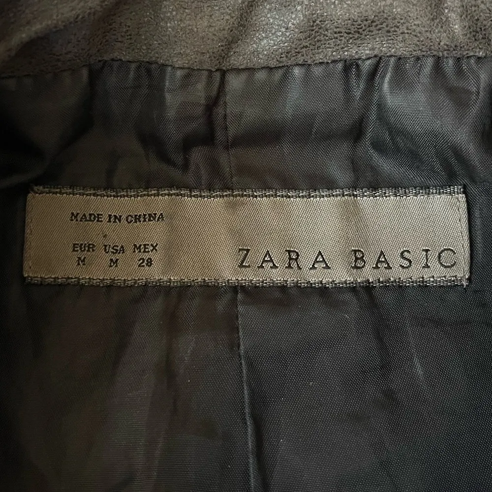 Zara Moto Style Cropped Shirt Sleeve Faux Suede Jacket Gray Size Medium - Image 3