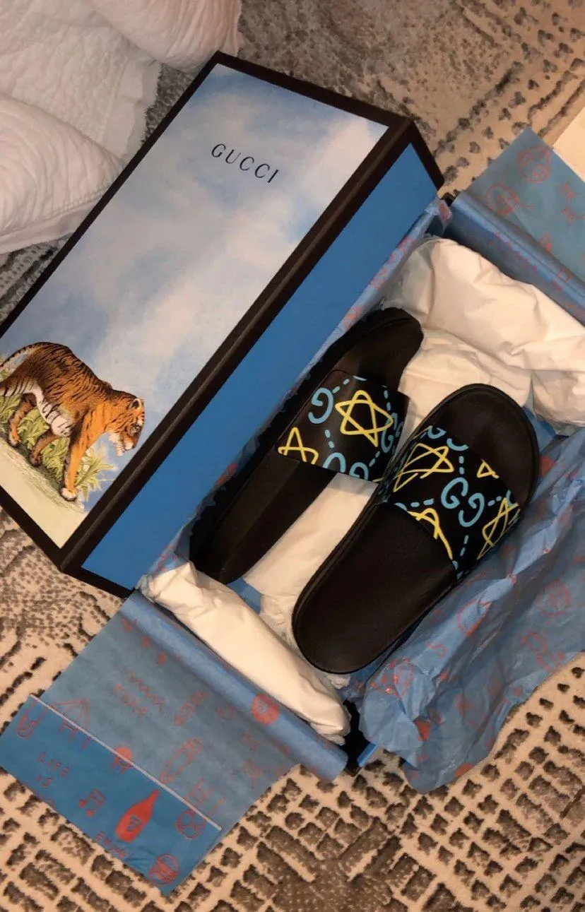 Gucci Ghost Graffiti Slide - Image 6