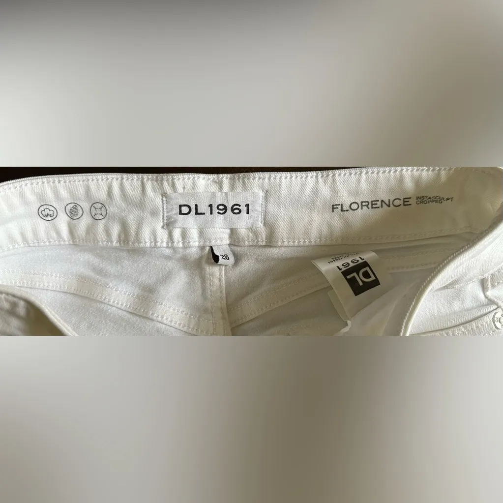 DL1961 Florence Cropped Instasculpt Women Jeans (939) - Image 11