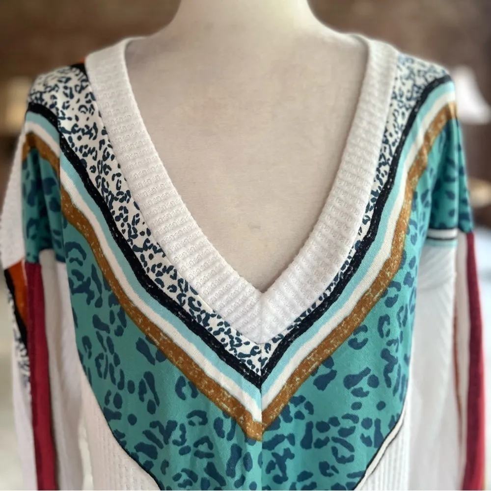 LTX Top Waffle Weave Chenille White S Aqua Relaxed V - Image 4