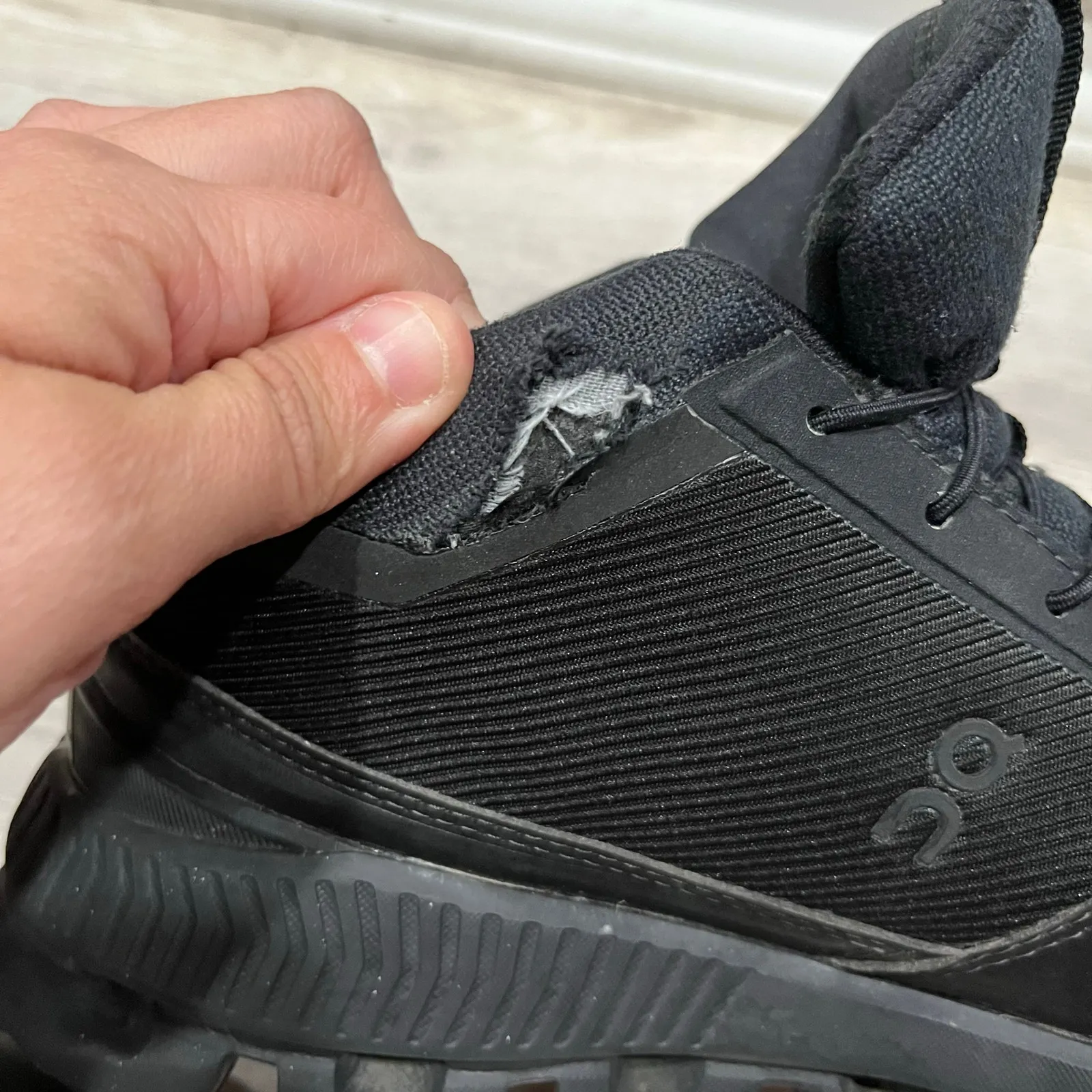 On Cloud *Flaw Hi Waterproof Womens Size 7.5 Black Leather Cloudtec Sneakers - Image 6