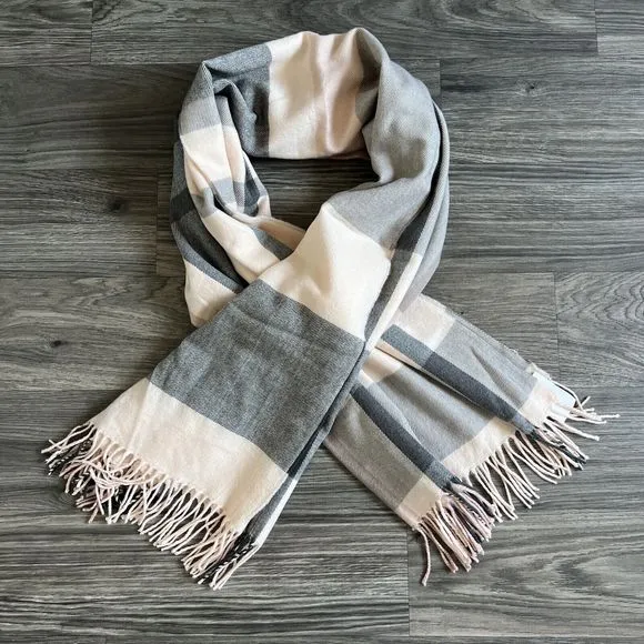 Pink Plaid‎ Blanket Scarf NWT - Image 1