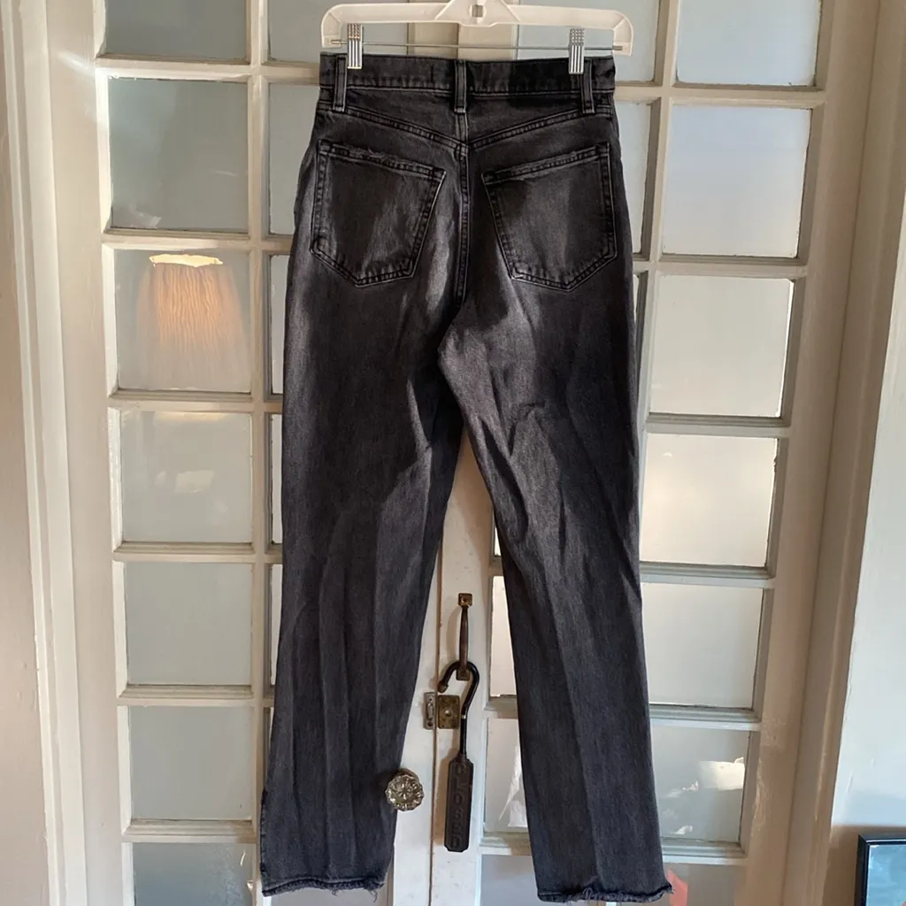 Abercrombie Ultra High Rise 90s Straight Jean Size 26R Washed Black Split Hem - Image 10
