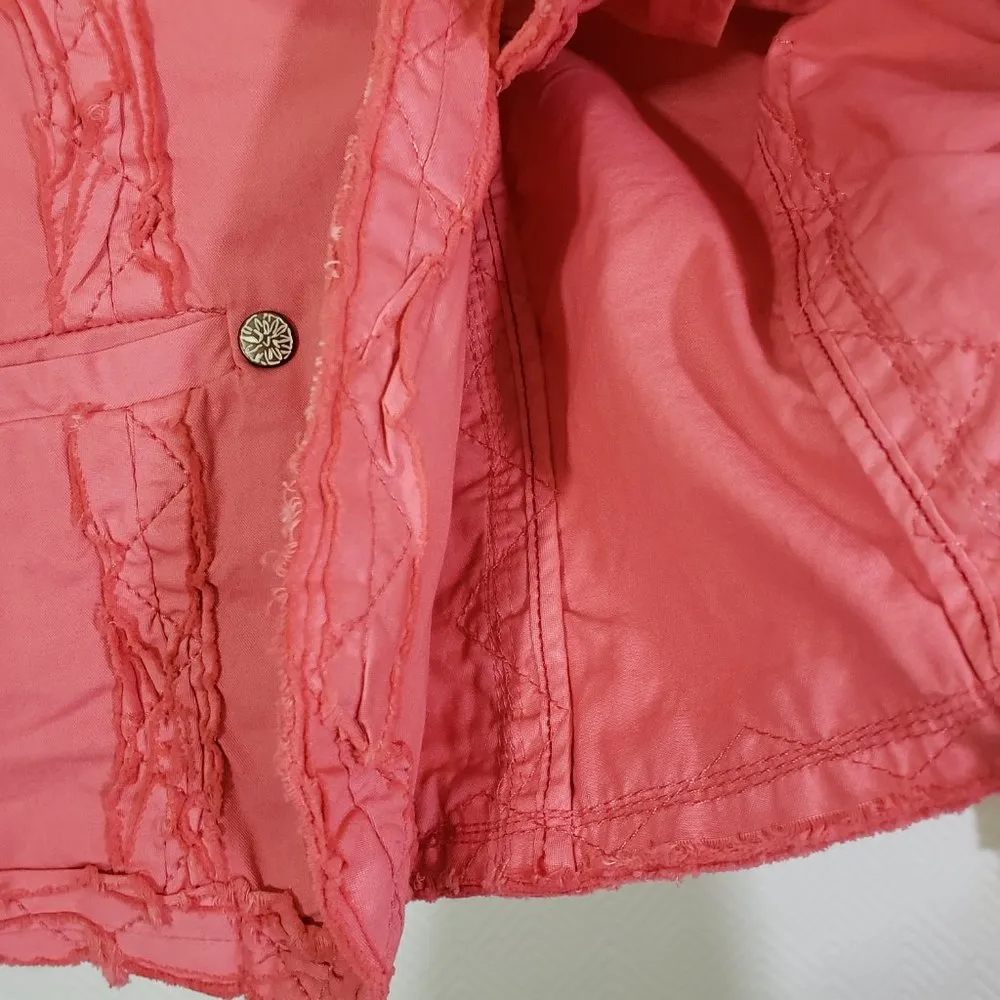 New BLUE WILLI'S Small Pink, Ruffle, Raw Edge Hem, Button - Image 13