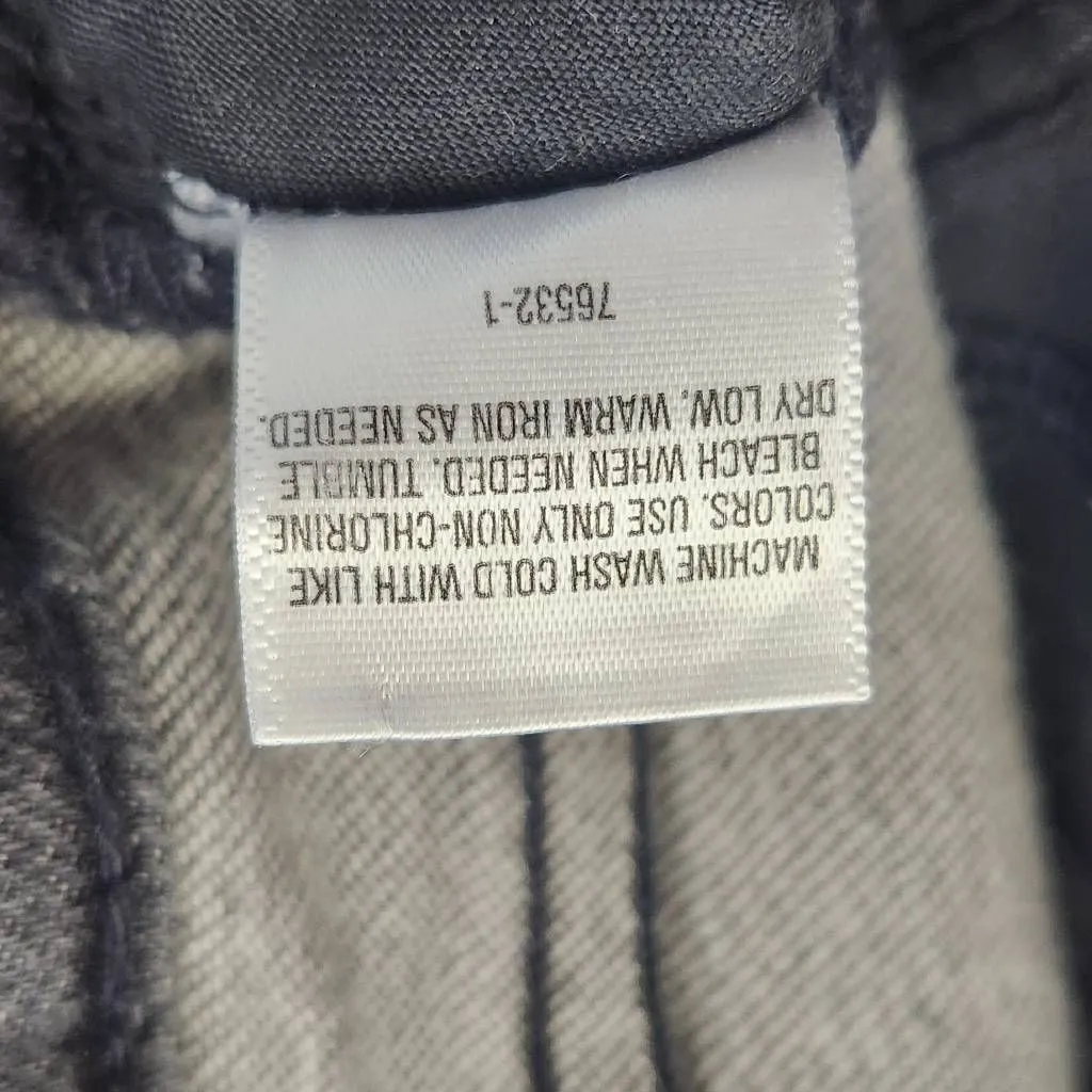 St. John's Bay Black Girlfriend Jeans Size 24 Black Mid-Rise Straight Leg Jeans - Image 10